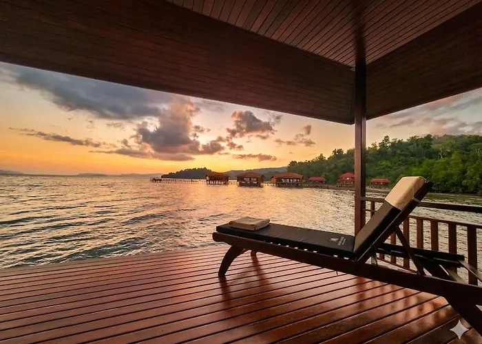 Coriana Dive Resort